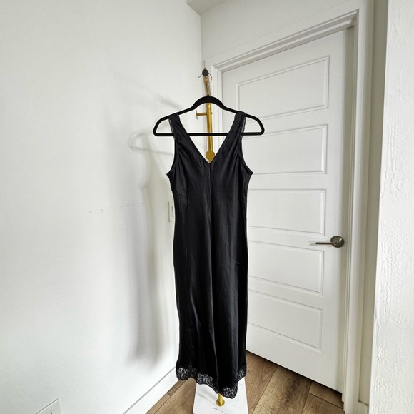 Y2K‎ Vintage Black Satin Slip V Neck Coquette Dress Lace Trim L Elena Gilbert - Picture 9 of 9